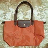ราคา ส่งฟรี!! ของใหม่ แท้% Longchamp หูยาว size S สี Orange (1708256476)