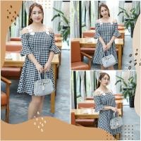ราคา PMSWEET PLUSSIZE : PM4175 : พร้อมส่ง เสื้อผ้าไซส์ใหญ่ เสื้อผ้าคนอ้วน สาวอวบ ชุดเดรสสั้นเปิดไหล่ ชุดลายสก็อต ซิปหลัง (17151900294)