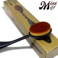 ราคา {12ชิ้น} KYLIE Makeup Oval Foundation Brush แปรงรองพื้นทรงไข่ ขนแปรงนุ่ม เกลี่ยง่าย เรียบเนียนเป็นธรรมชาติ (25726937094)