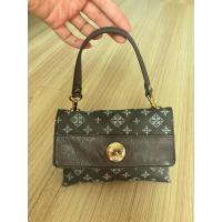 ราคา กระเป๋าใบเล็ก Russet มือสอง ของแท้% สภาพสวย ไม่มีตำหนิ (25938165145)