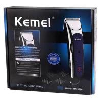 ราคา แบตตาเลี่ยนไฟฟ้าไร้สาย KEMEI KM-5020 พร้อมที่รองหวี 4 ชิ้น (10627623704)