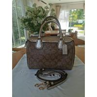 ราคา Coach หมอน 10 นิ้ว มือสอง (10715910668)
