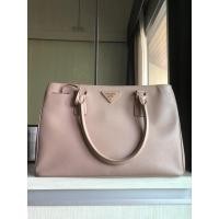 ราคา กระเป๋า Prada Saffiano Lux Tote 30 (15080616896)