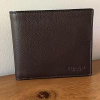 ราคา กระเป๋าสตางค์ผู้ชาย Coach men wallet รุ่น F75084 (2769425037)