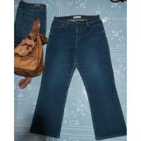 ราคา กางเกงยีนส์ Levi's512 Perfectly Slimming boot cut Made in Pakistan เอว30" สะโพก40" ยาว39" เป้า 10"ผ้ายืดคะเลขกระดุม 4309 (53804196268)