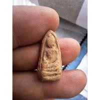 ราคา พระขรัวอีโต้ (พร้อมบัตรพระแท้) กรุวัดเลียบ หลวงปู่ เดินหน อิเกสาโร ดีทางคุ้มตัว และมีพระบรมสารีริกธาตุบรรจุอยู่ทุกองค์ (20483112551)