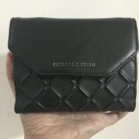 ราคา กระเป๋าสตางค์ Charles & Keith แท้ มือสอง (1215566080)