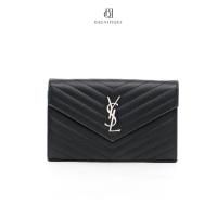 ราคา [ของแท้] YSL WOC 9.5" BLACK CHEVRON SHWมีใบรับประกัน ตรวจสอบได้ทุกใบ ✅ (48500484504)