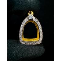 ราคา ตลับพระทรงรูปหล่อเล็ก ทรงปิดตา ฝังเพชรรอบ (29862660045)