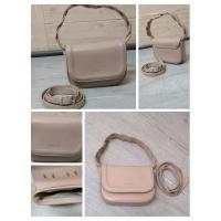 ราคา กระเป๋า ทรงเก๋ๆ สภาพดี (21190157197)