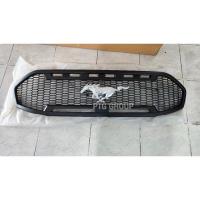 ราคา กระจังหน้า FORD EVEREST 2018 2019 2020 EV2 มีไฟ โลโก้ม้าชุบ งานหนา *งานไทยพร้อมส่ง* (29506841101)