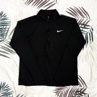ราคา เสื้อกีฬามือสอง NIKE RUNNING สีดำ แท้ (28856382617)
