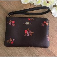 ราคา คล้องมือ1ซิปS สีน้ำตาลดอกไม้ #coachแท้ มือ1ป้ายราคา แคร์การ์ด ส่งฟรีems (1962546395)