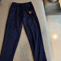 ราคา กางเกงวอร์มขายาวสีกรม แต่งแถบข้างสีแดง เคยใส่ 1 ครั้ง (23251592277)