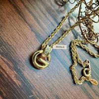 ราคา GIVENCHY vintage G logo with crystal necklace สร้อยคอ (20483877288)