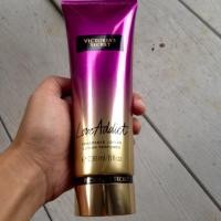 ราคา มือสอง Victoria 's Secret ใช้ครั้งเดียว แท้จากสิงคโปร์ (706548545)