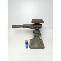 ราคา แม่แรงยกรถงานวินเทจ 80s(สินค้ามือสอง) (55902394553)