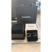 ราคา Used chanel earring 2.5 cm ค่ะ มีกล่องค่ะ ไม่มีตำหนิค่ะ ราคา 13,500฿ (9457594860)