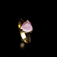 ราคา แหวนพลอยโรสควอตซ์ (Rose Quartz) พลอยแห่งความรัก เรือนเงินแท้ 92.5% ชุบทองคำ พลอยแท้จากมาดากัสการ์ ไซส์นิ้ว 50 หรือเบอร์ (25012121158)