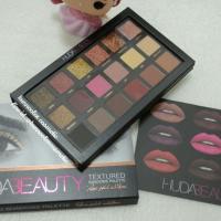 ราคา Huda Beauty Textured Shadows palette Rose Gold Edition ราคานี้หมดแล้วหมดเลยค่ะ (128343296)