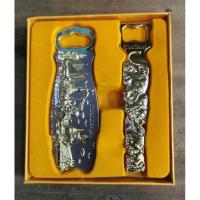 ราคา ที่เปิดขวดคู่ในกล่อง​สีเหลืองทองThailand (23620354473)