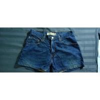 ราคา กางเกงยีนส์ขาสั้น Levi's เอว32 (23617385268)