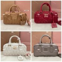 ราคา พร้อมส่ง New Miu Miu Arcadie Matelassé size 22 small size รุ่นฮิต ราคาดีเว่อออ (49951743602)