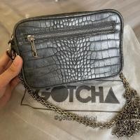 ราคา กระเป๋า gotcha พร้อมสายโซ่ (23444285801)