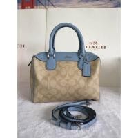 ราคา Coach หมอน ขอบฟ้า (244025582)