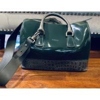 ราคา กระเป๋า Furla แท้ รุ่น Candy สีเขียวสวย แมทช์กับเสื้อผ้าได้ทุกลุค ทั้งเรียบหรูหรือชุดลุยๆ ถือเดินเล่นไปประชุมหรือทำงาน (3183739605)