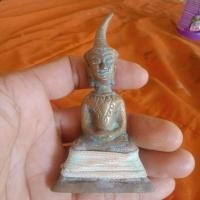 ราคา พระงั่งเขมร พิมพ์พญาทรงเครื่องเกศคตซ้ายงั่งอาถรรพ์ เนื้อทองเหลืองใต้ฐานอุดเทียนชัยเสริมพลังได้เหมาพระบ้านมาจากอ.เวียงป่า (46954346024)