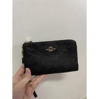 ราคา Coach กระเป๋าคล้องมือ สีดำ แบบ 2 ซิป (11965425188)