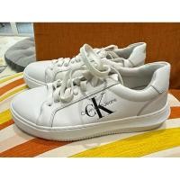 ราคา รองเท้า calvin kleinไซซ์ 38 ยาว 24 cm สภาพดี สะอาด สวย (27583156510)