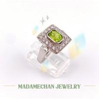 ราคา แหวนเงินแท้ 92.5% ประดับพลอยเพอริดอท ตัวเรือนชุบทองคำขาว(โรเดี่ยม) สินค้าราคาโรงงานจากจันทบุรี (44503738510)