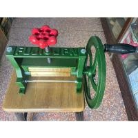 ราคา เครื่องบดปลาหมึกมือหมุน Fuji JPN 5.5 นิ้ว (24506493172)