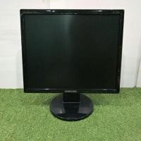 ราคา จอคอมพิวเตอร์ Samsung17 นิ้ว กรุณาอ่านรายละเอียดก่อน (5222022280)