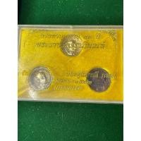 ราคา หลวงปู่โต๊ะ วัดประดู่ฉิมพลี ล้อแม็ค ปี 2522 เนื้อเงิน ทอง นาค พร้อมกล่อง สภาพสวย มีบริการเก็บเงินปลายทาง (41767471711)