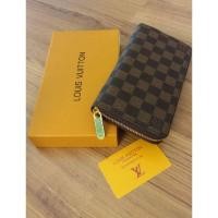 ราคา #พร้อมส่ง กระเป๋าสตางค์ ใบยาว ซิปรอบ LV หลุยส์กล่องส้ม งานปั้ม เกรดA ลายดามิเย่ สวยชัด (8011436203)