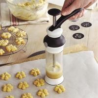 ราคา อเมริกัน OXO ซิลิโคนคุกกี้ปืน Handmade บิสกิต Maker เคล็ดลับตกแต่งในครัวเรือน DIY จัดแต่งทรงผม Pastry Baking แม่พิมพ์ชุด O (43928566283)