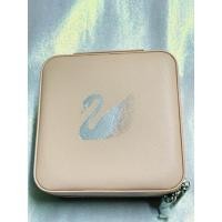 ราคา กล่องใส่เครื่องประดับ Swarovski Jewelry Pouch สีชมพู แท้ (10948011582)