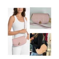 ราคา Michael Kors Mila Medium Signature Logo Messenger Bag ใบใหญ่ ลายMk สีชมพู 10 นิ้ว (41977157050)