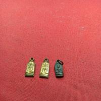 ราคา เหรียญจิ๋วพระพุทธหลังแม่นางกวักไม่ทราบที่ยกหมด3องค์150บาท (46154628828)