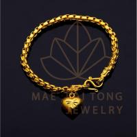ราคา สร้อยข้อมือหุ้ม ขนาด 2 สลึง ลายกระดูกงูตัดลายห้อยหัวใจ 1 ดวง งานเคลือบแก้ว ไม่ลอก ไม่ดำ คุณภาพส่งออกโดยช่างเยาวราช (7567631189)