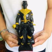ราคา พระนเรศวร มหาราช หน้าตัก5นิ้ว สูง25ซม สีดำประดับกากเพชร องค์บูรพมหากษัตริย์ ผู้เปี่ยมไปด้วยพระเมตตา ผ่านพิธีปลุกเสก (26374452429)