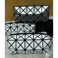 ราคา กระเป๋าคล้องข้อมือ Bao Bao (150488510)