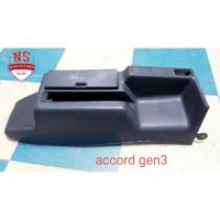 ราคา คอนโซลกลางครอบเบรคมือ honda accord gen3 1987-1988 (มือสอง) (26506807715)