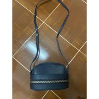 ราคา กระเป๋า Bata สพายข้าง (23542926140)