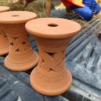 ราคา ขาตั้งดินเผา ฐานวางกระถางต้นไม้ ทรงเว้า ลายฉลุ สูง 24-26 ซม. พร้อมส่ง ตกแต่งสวน (23879287992)