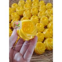 ราคา เหรียญโปรยทานกุหลาบแย้ม ดอกเปล่า คละสี (52901903499)