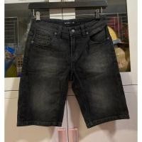 ราคา กางเกงขาสั้นผู้ชาย Allz ของแท้ จาก Shop มือ1 ป้ายราคาหลุด ไซด์ 30 (24052489072)
